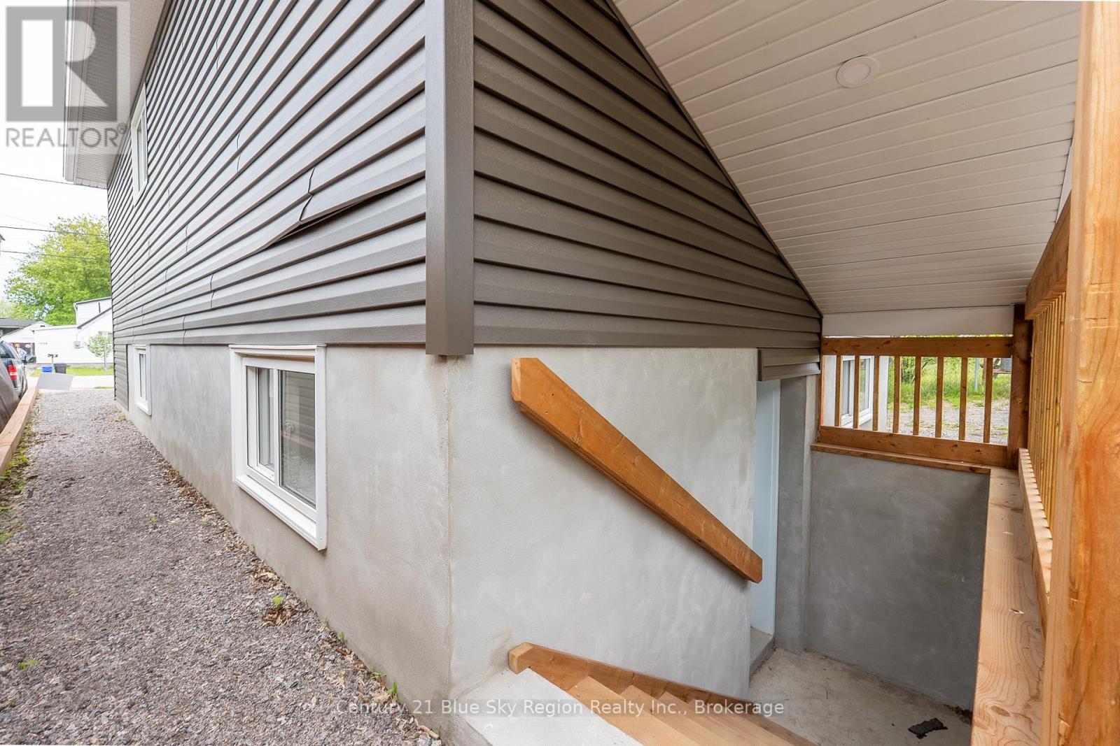 1556 Fraser Street, North Bay, Ontario  P1B 3Z2 - Photo 39 - X10708396