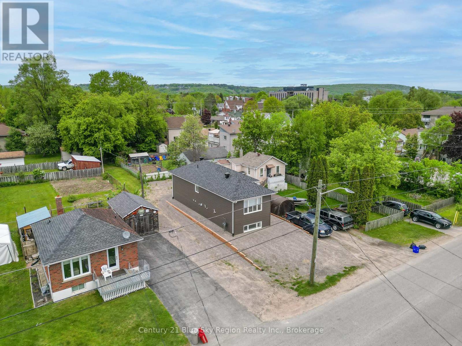 1556 Fraser Street, North Bay, Ontario  P1B 3Z2 - Photo 4 - X10708396
