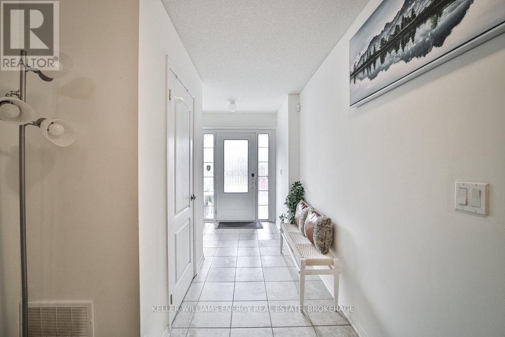 4 Healthcote Lane, Ajax, Ontario  L1Z 0V2 - Photo 7 - E12187261