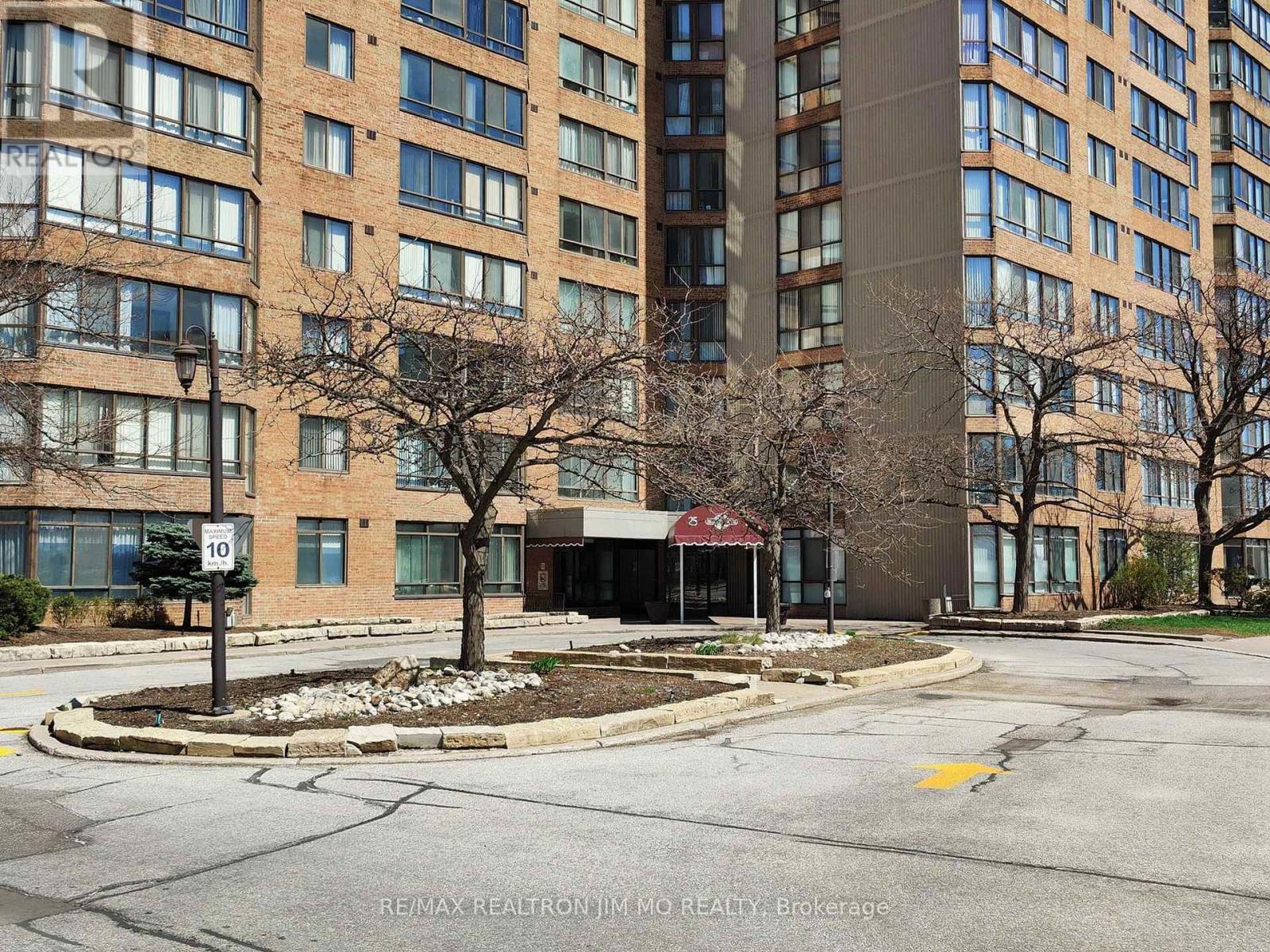 330 - 25 Bamburgh Circle, Toronto (Steeles), Ontario  M1W 3W2 - Photo 4 - E12187238