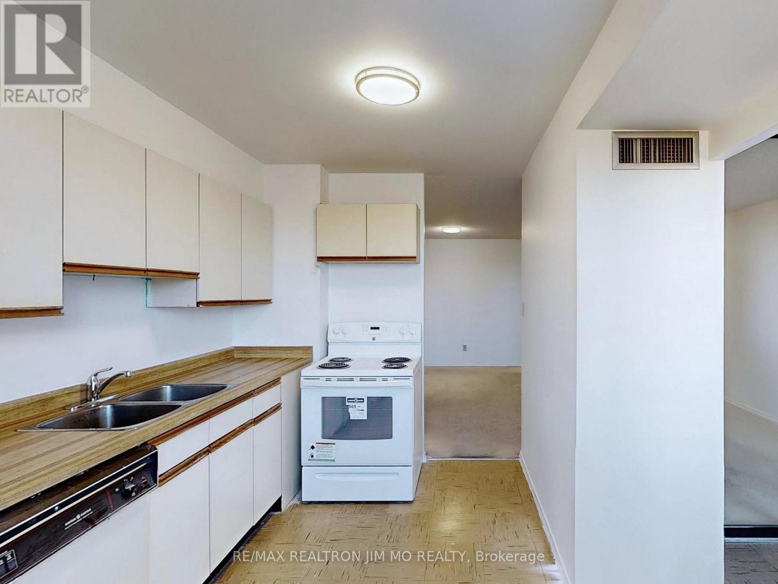 330 - 25 Bamburgh Circle, Toronto (Steeles), Ontario  M1W 3W2 - Photo 15 - E12187238