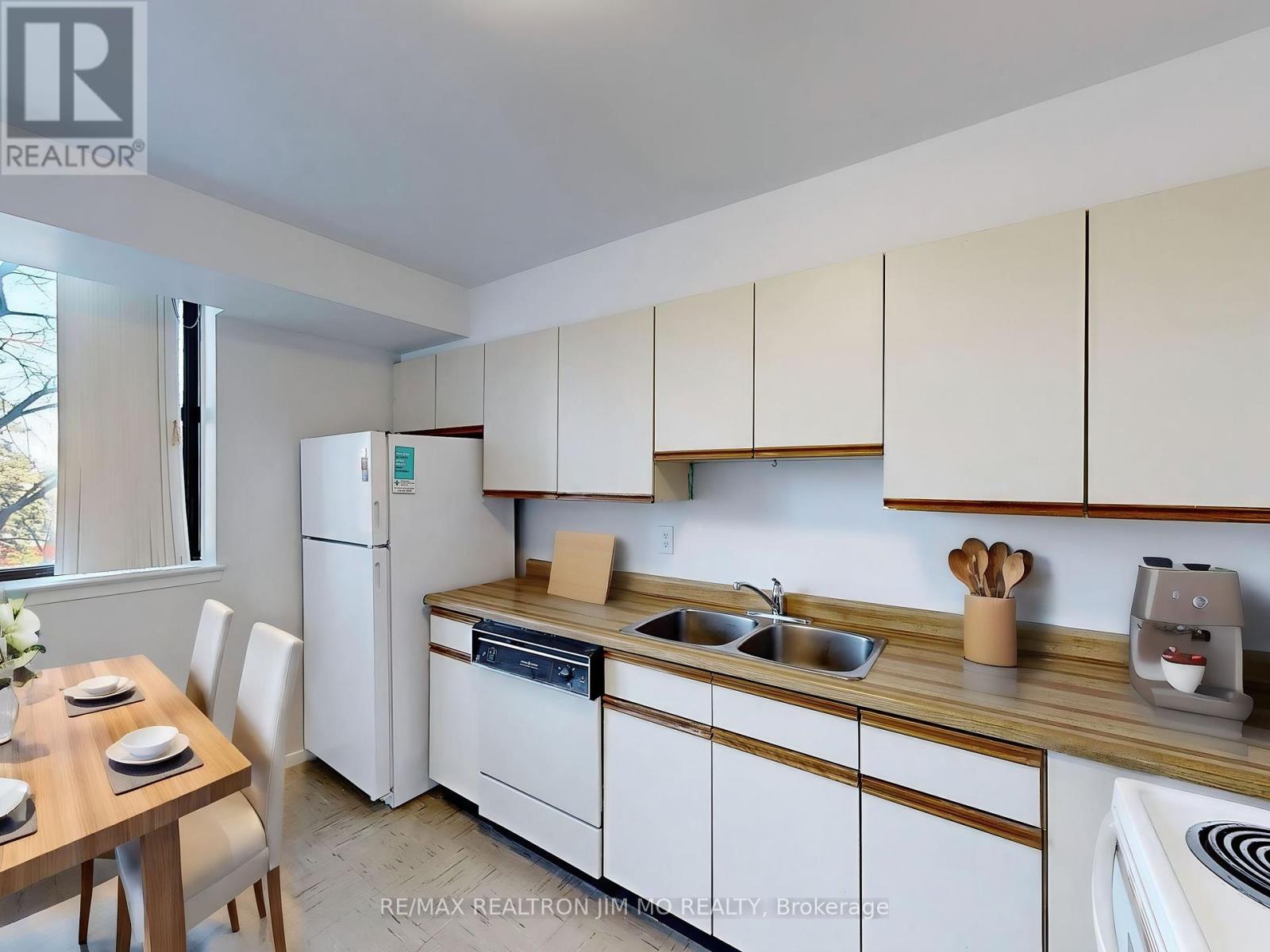 330 - 25 Bamburgh Circle, Toronto (Steeles), Ontario  M1W 3W2 - Photo 13 - E12187238