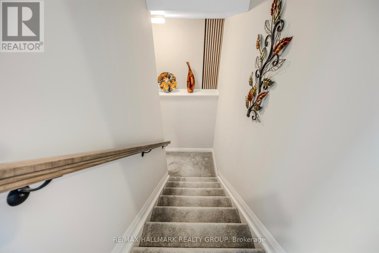 643 Terrier Circle, Ottawa, Ontario  K0A 2Z0 - Photo 39 - X12187241