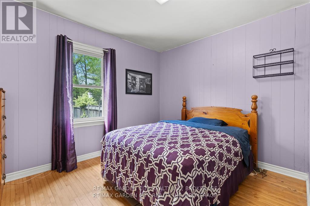 5209 Ontario Avenue, Niagara Falls (Downtown), Ontario  L2E 3R7 - Photo 11 - X12184268