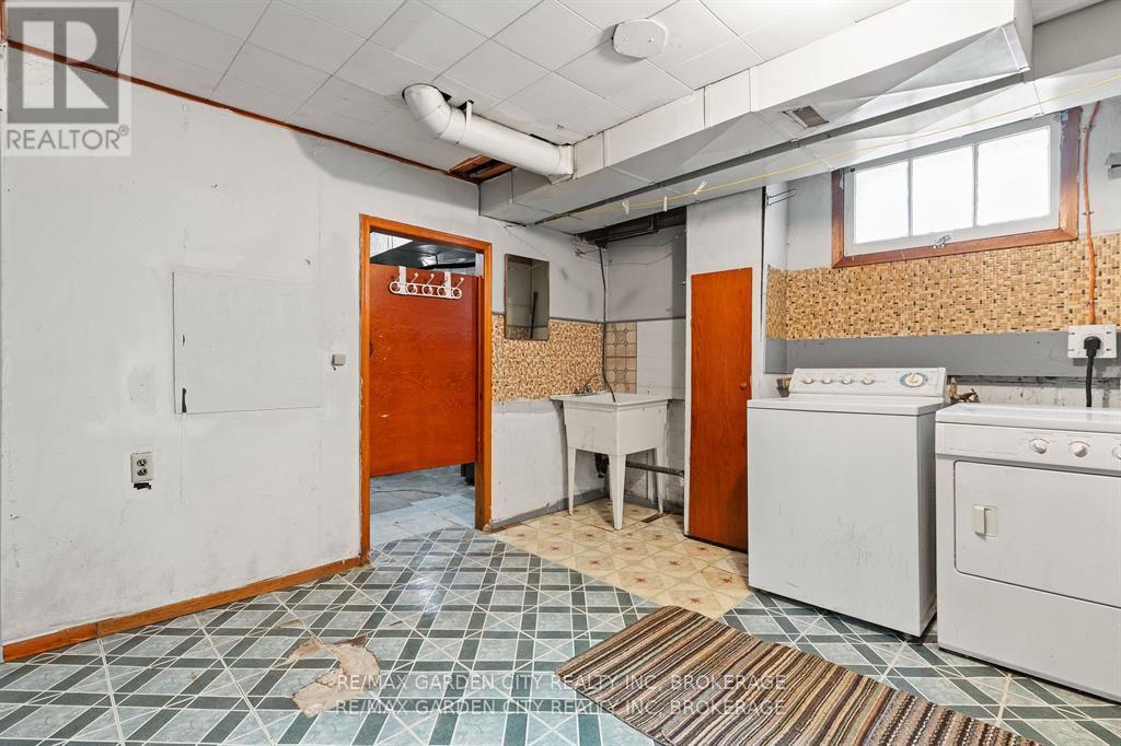 5209 Ontario Avenue, Niagara Falls (Downtown), Ontario  L2E 3R7 - Photo 26 - X12184268