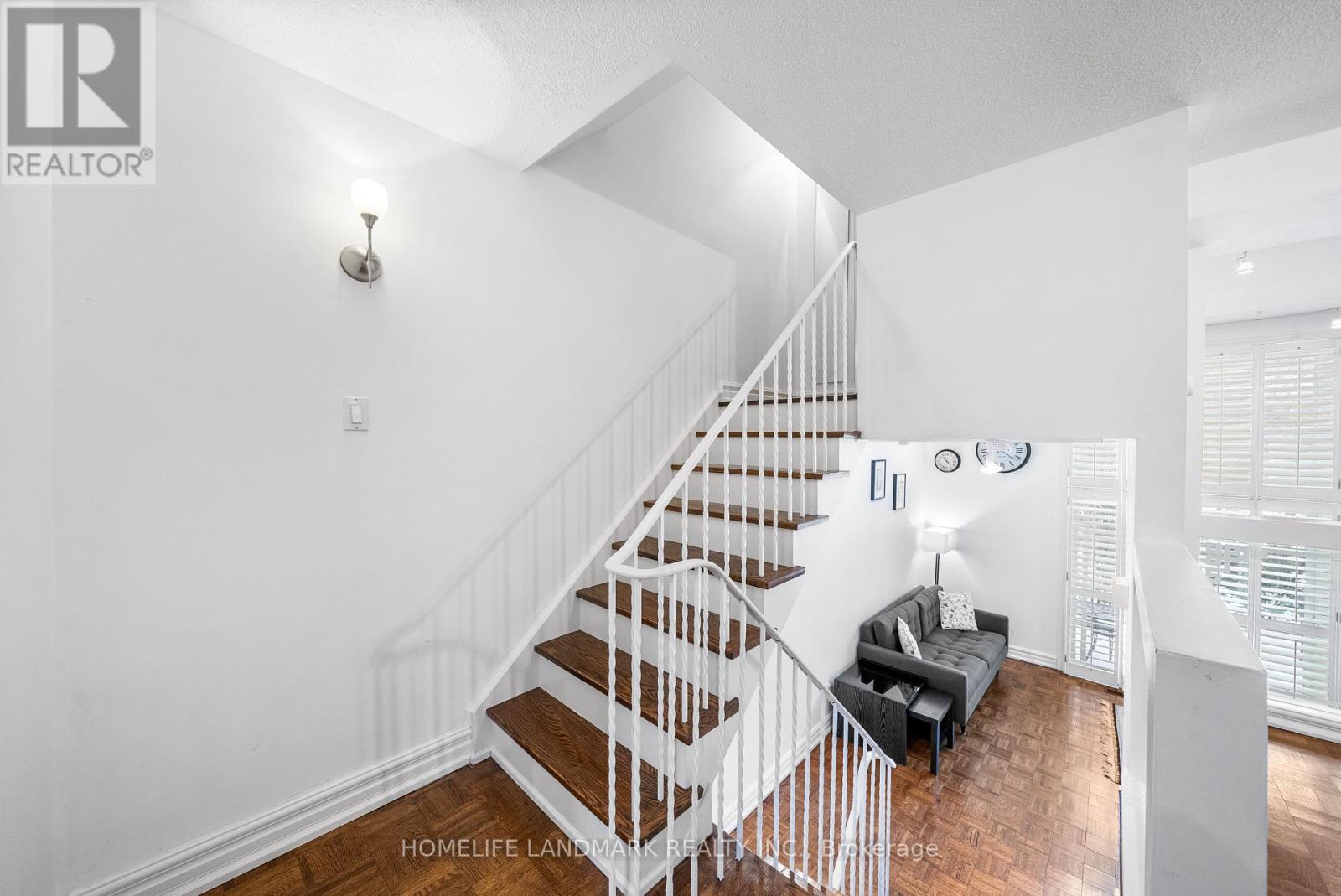 89 Scenic Mill Way, Toronto, Ontario  M2L 1S9 - Photo 15 - C12187256