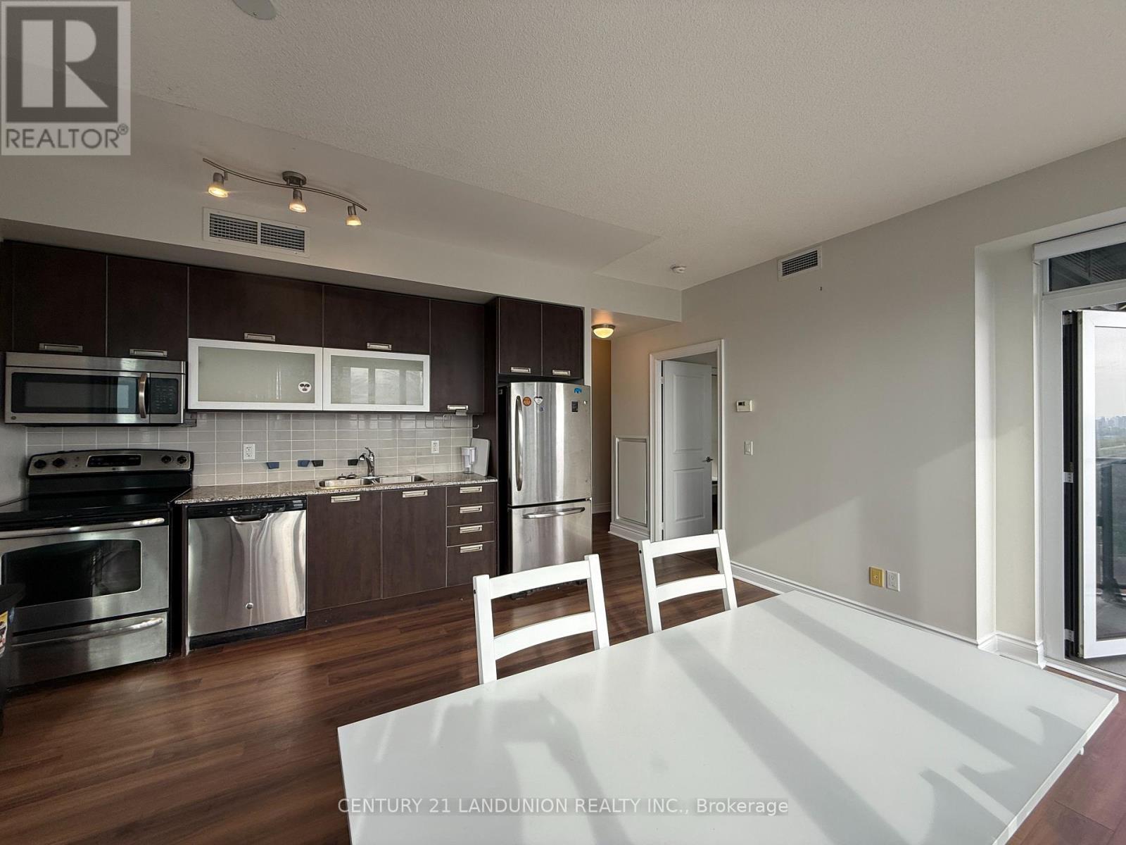 2902 - 28 Ted Rogers Way, Toronto, Ontario  M4Y 2J4 - Photo 8 - C12187258