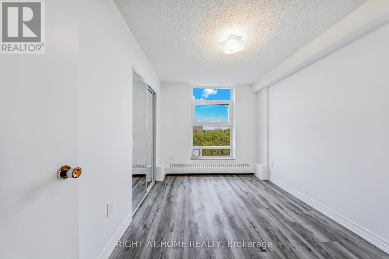 701 - 335 Driftwood Avenue, Toronto (Black Creek), Ontario  M3N 2P3 - Photo 24 - W12187266