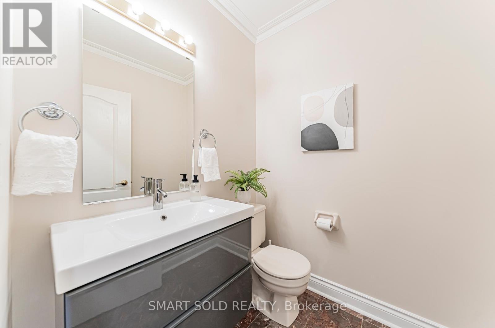 141 Larratt Lane, Richmond Hill, Ontario  L4C 0E6 - Photo 21 - N12183600