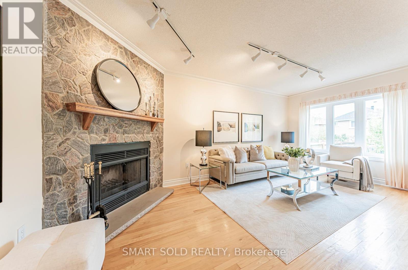 141 Larratt Lane, Richmond Hill, Ontario  L4C 0E6 - Photo 15 - N12183600