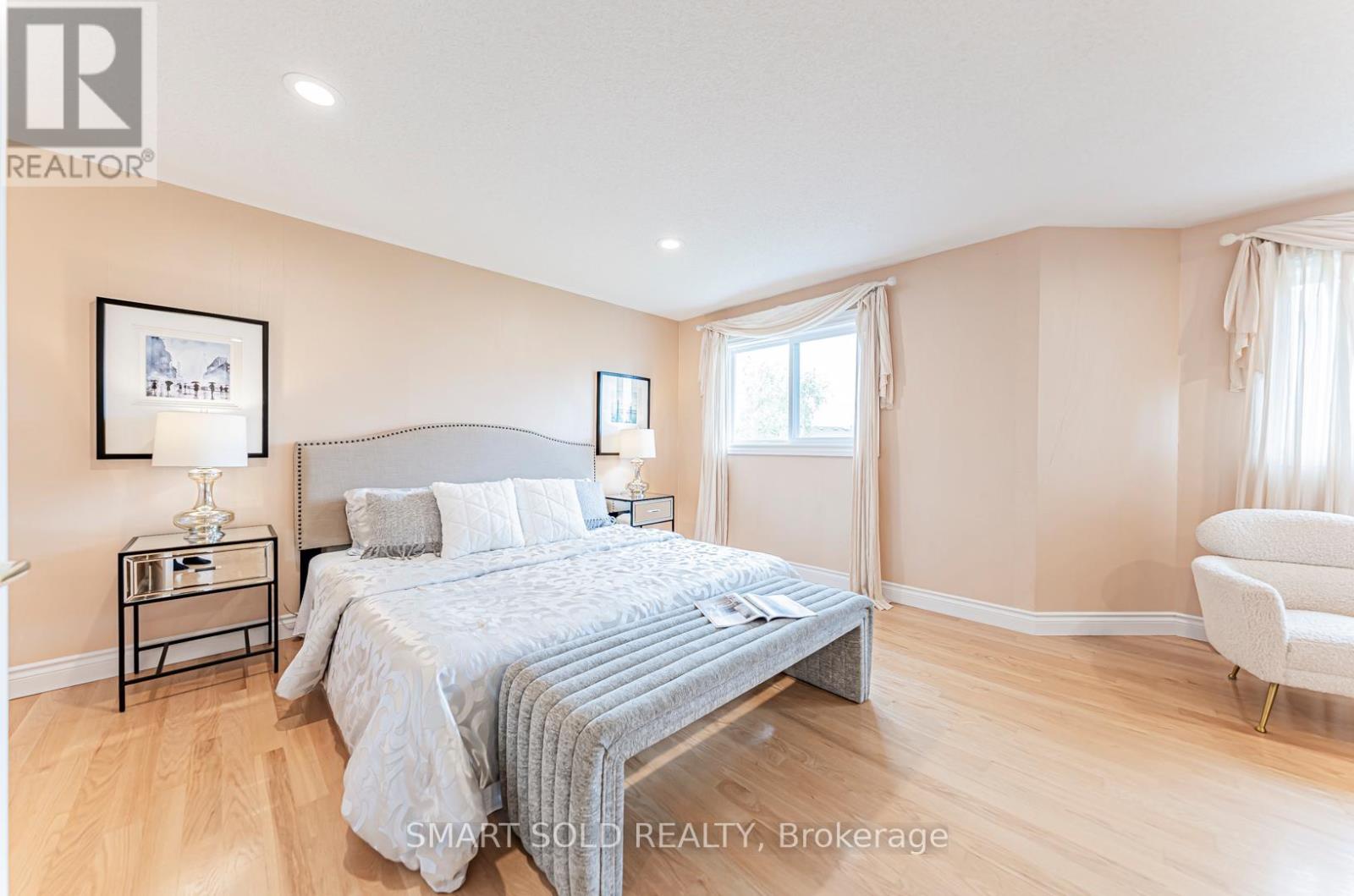 141 Larratt Lane, Richmond Hill, Ontario  L4C 0E6 - Photo 26 - N12183600