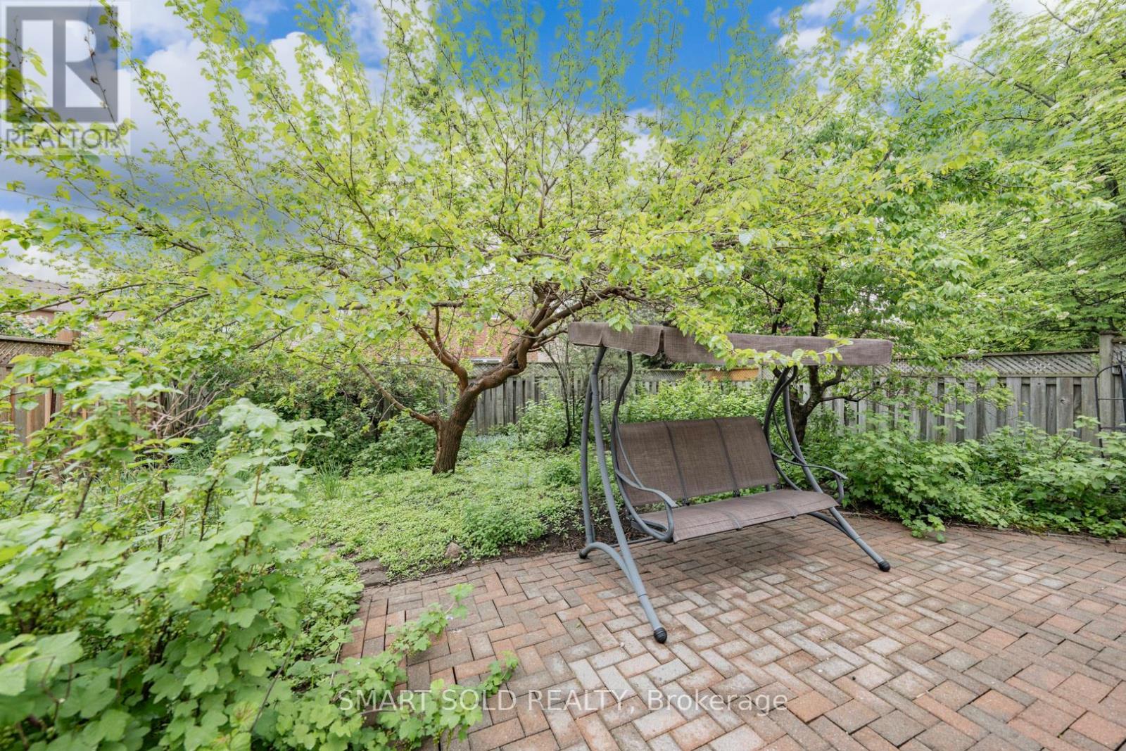 141 Larratt Lane, Richmond Hill, Ontario  L4C 0E6 - Photo 42 - N12183600