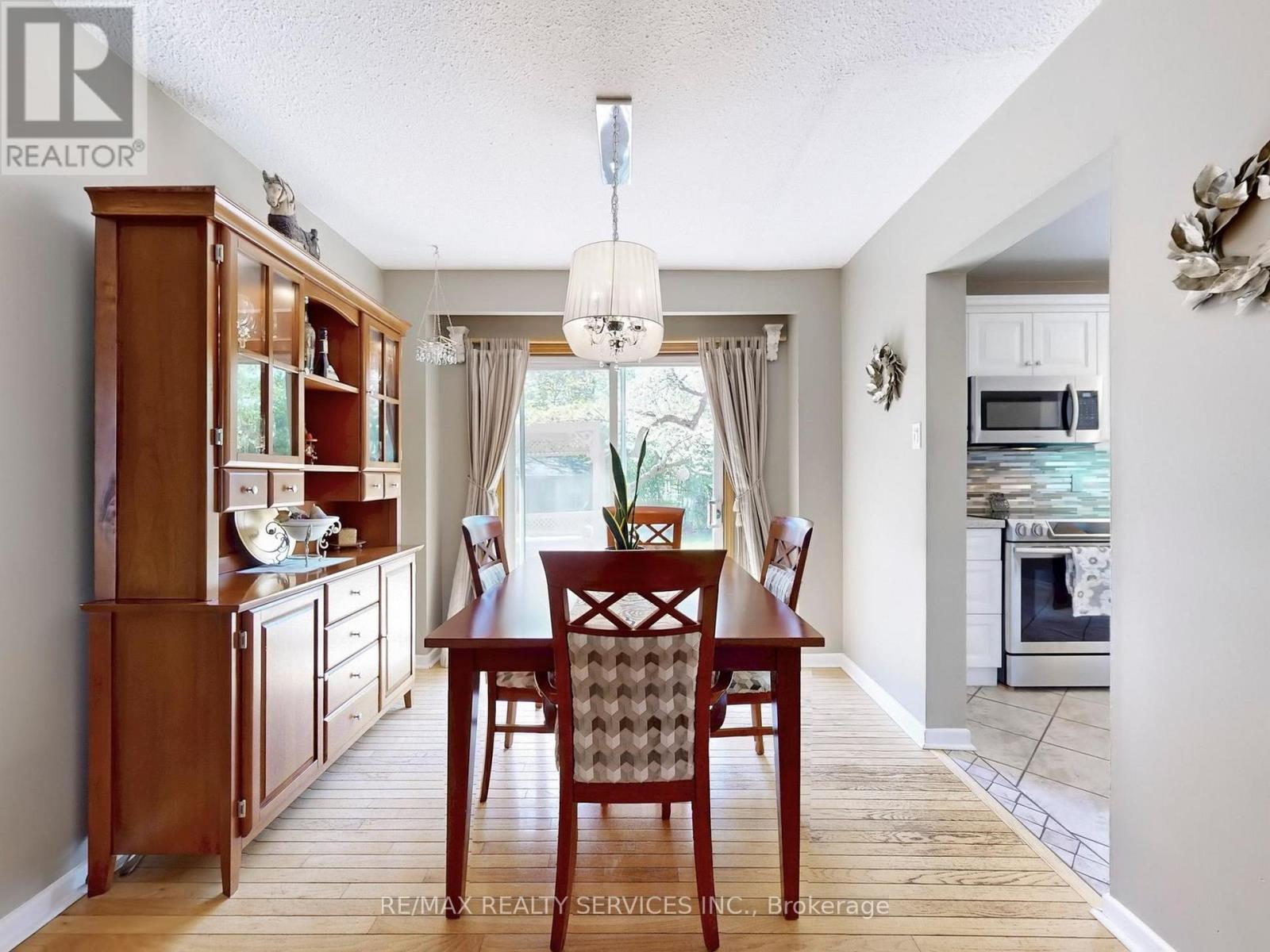 90 Jill Crescent, Brampton (Northgate), Ontario  L6S 3J2 - Photo 14 - W12187315
