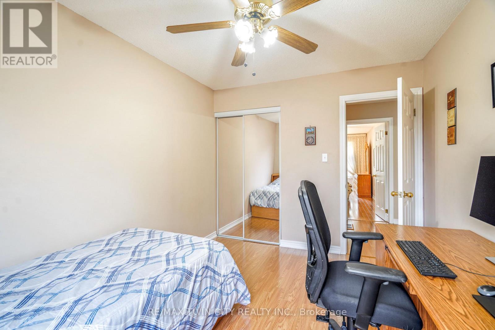 A - 4 Courtland Drive, Brantford, Ontario  N3R 7V8 - Photo 28 - X12181690