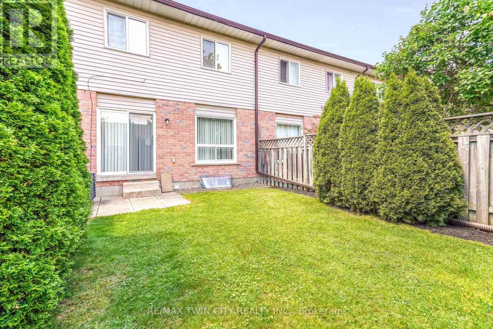 A - 4 Courtland Drive, Brantford, Ontario  N3R 7V8 - Photo 38 - X12181690
