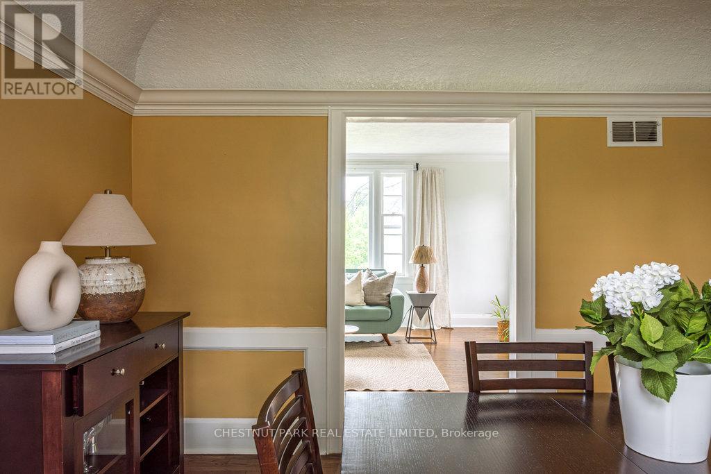 5170 King Street, Lincoln (Beamsville), Ontario  L0R 1B0 - Photo 10 - X12170987