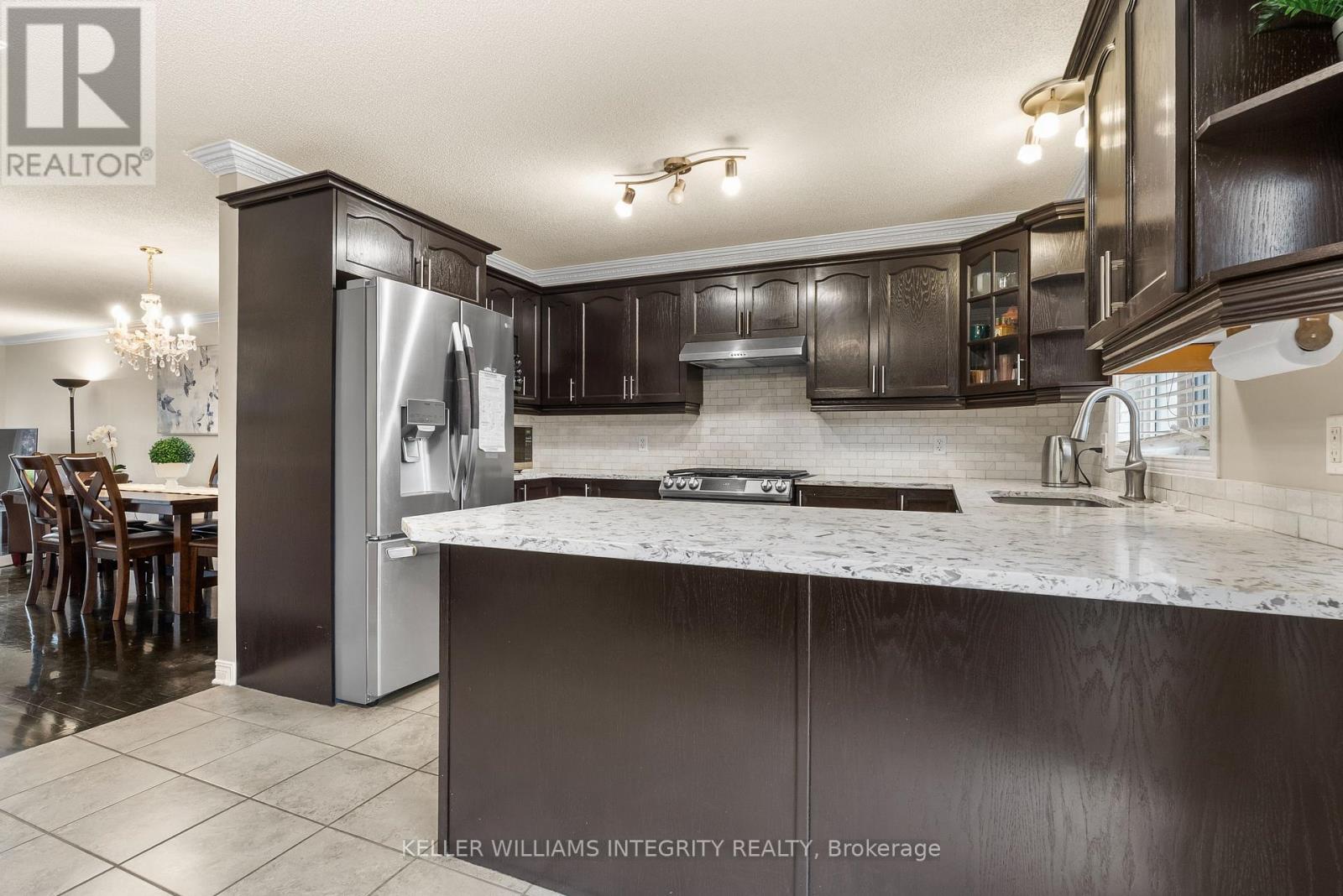 157 Louise Street, Clarence-Rockland, Ontario  K4K 1R7 - Photo 9 - X12187325