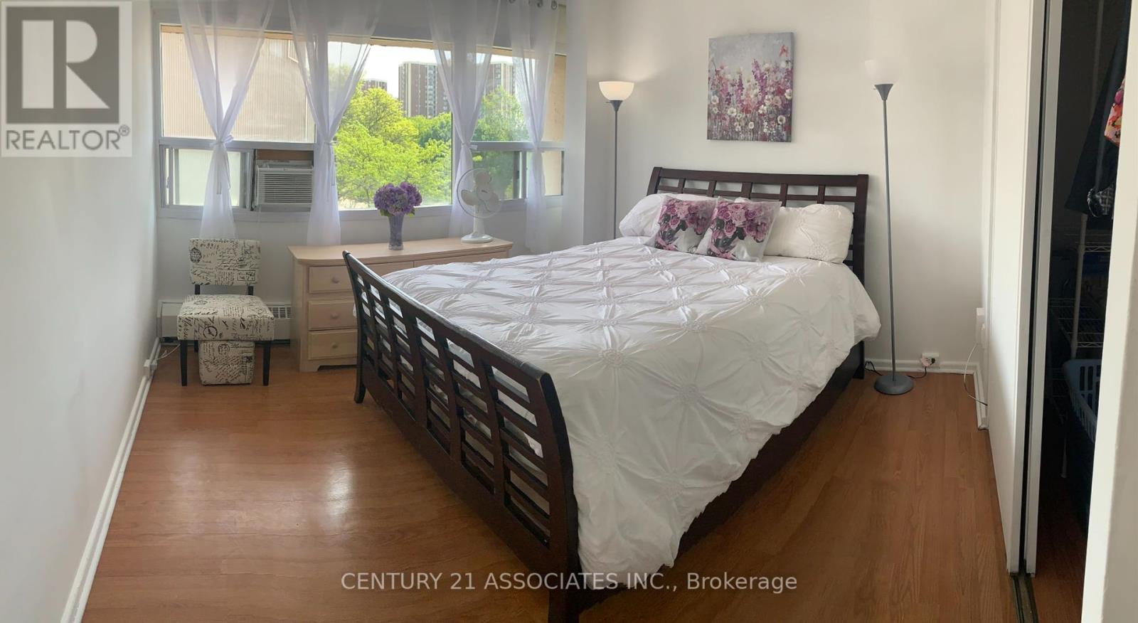 402 - 100 Leeward Glenway, Toronto (Flemingdon Park), Ontario  M3C 2Z1 - Photo 11 - C12187322