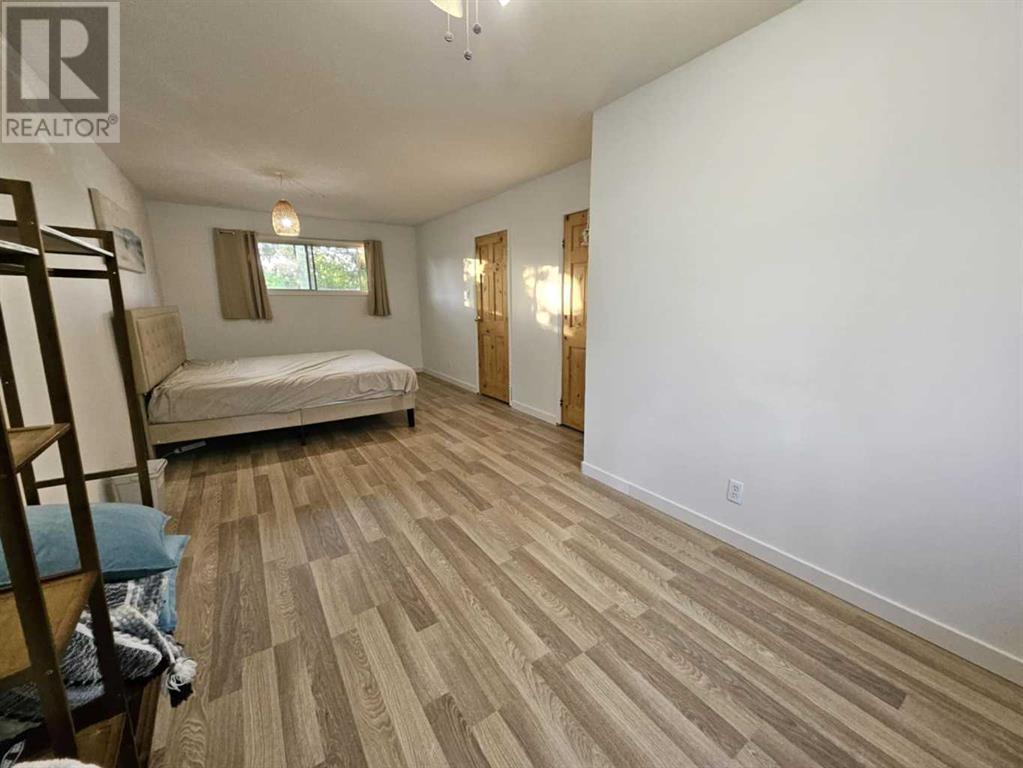2105 13 Street N, Lethbridge, Alberta  t1h 2v4 - Photo 4 - A2226446
