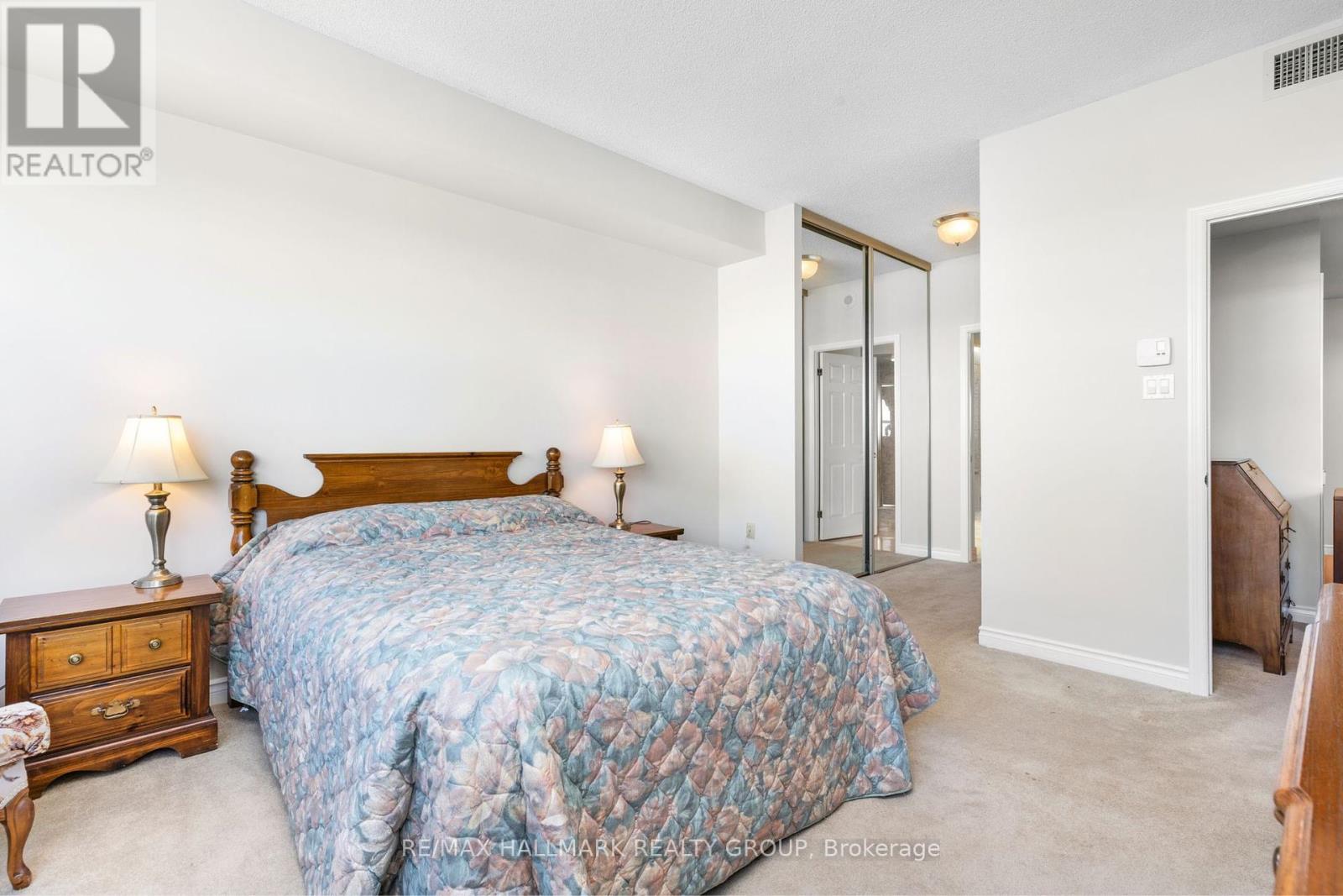 2403 - 1480 Riverside Drive, Ottawa, Ontario  K1G 5H2 - Photo 13 - X12152144