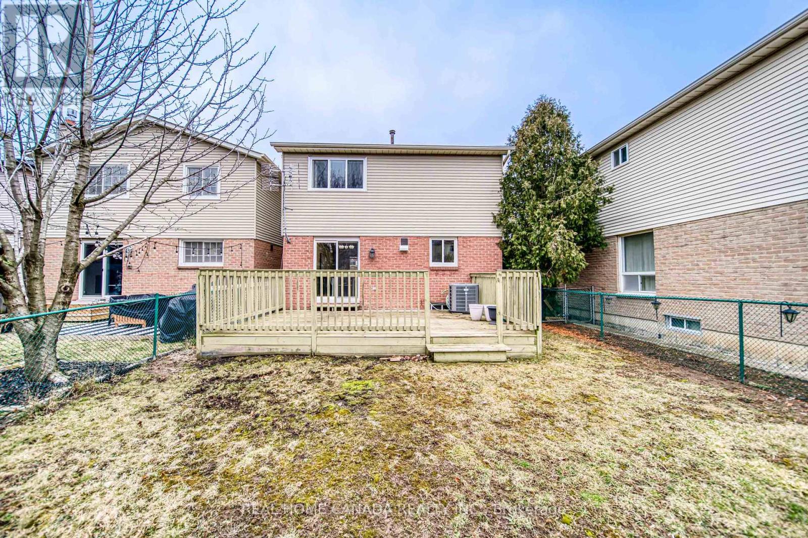 6051 Fullerton Crescent, Mississauga, Ontario  L5N 3A3 - Photo 27 - W12185263