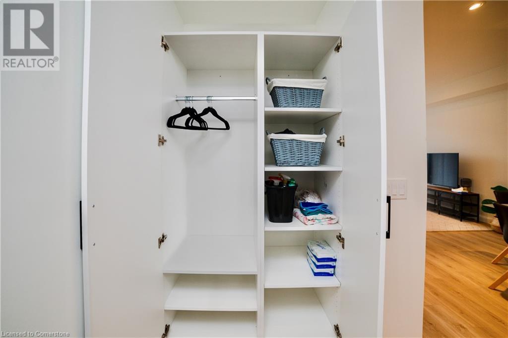 741 King Street W Unit# 1807, Kitchener, Ontario  N2G 1E5 - Photo 19 - 40735939