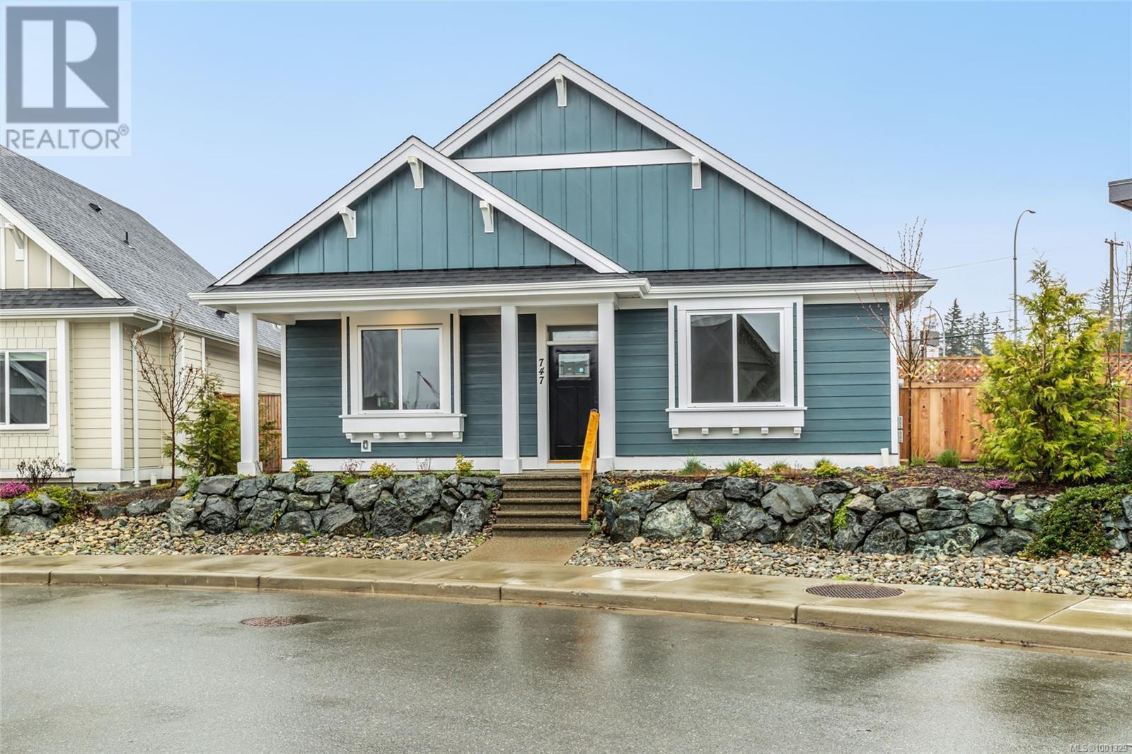 747 Briarwood Dr, Parksville, British Columbia
