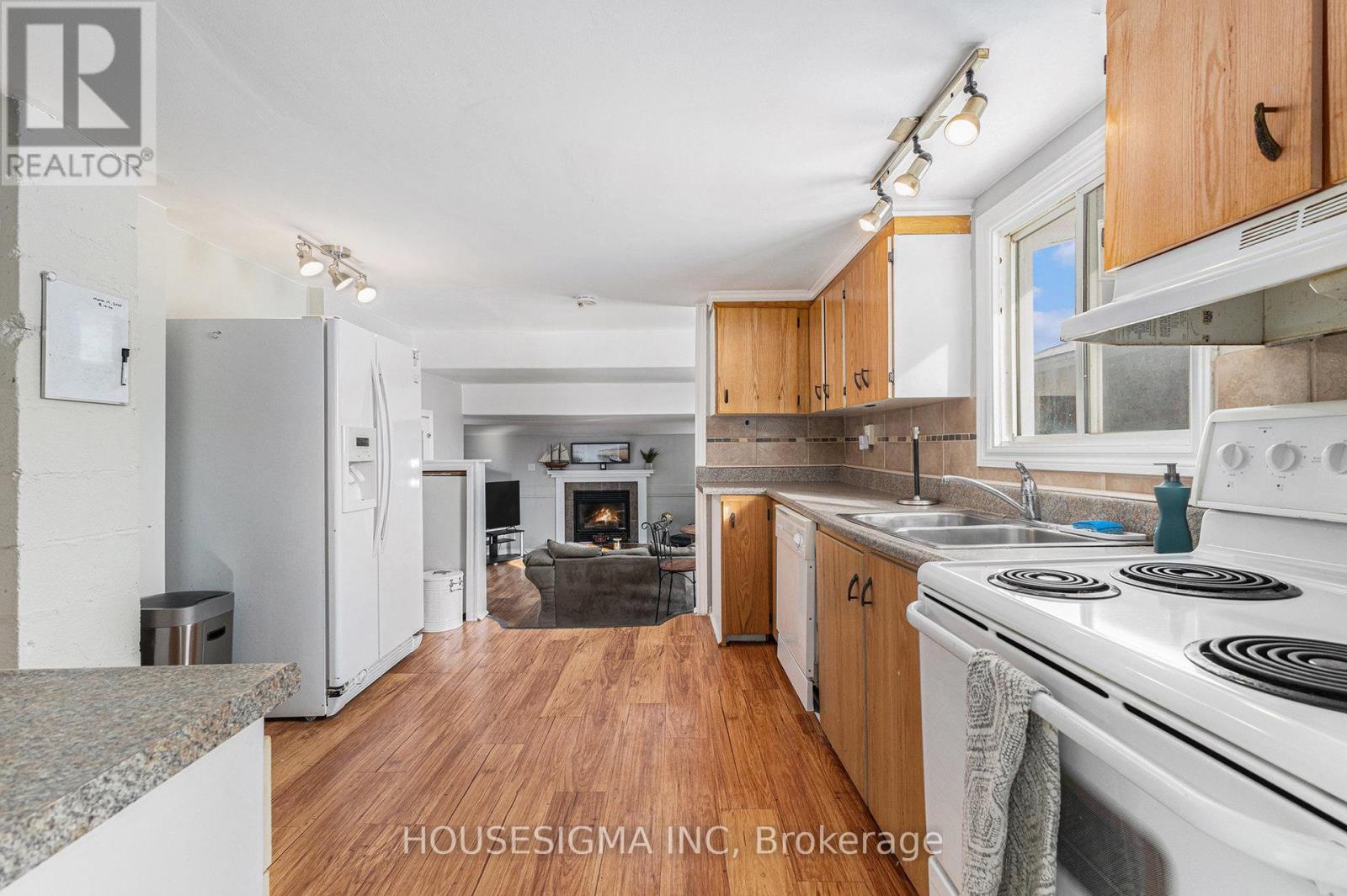 18 Old Wilton Road, Loyalist, Ontario  K0H 2H0 - Photo 15 - X12187343