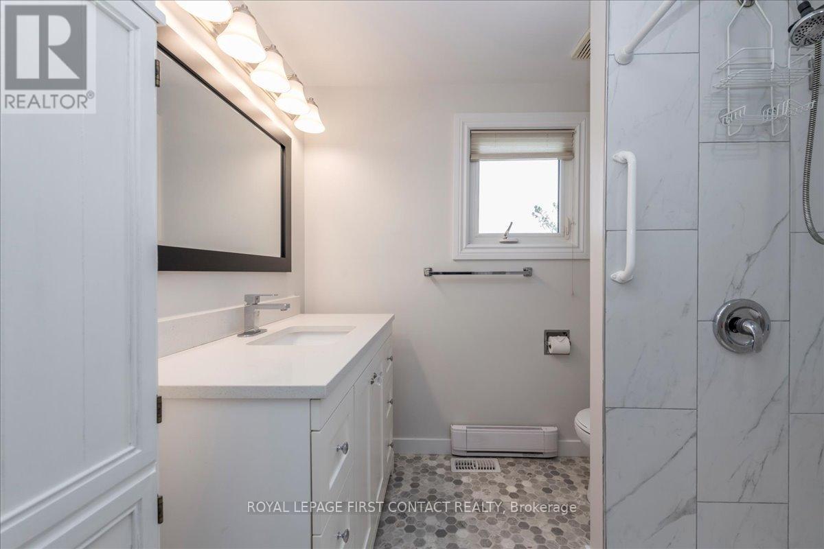 16 Hearts Content, Innisfil, Ontario  L9S 1S1 - Photo 19 - N12187342