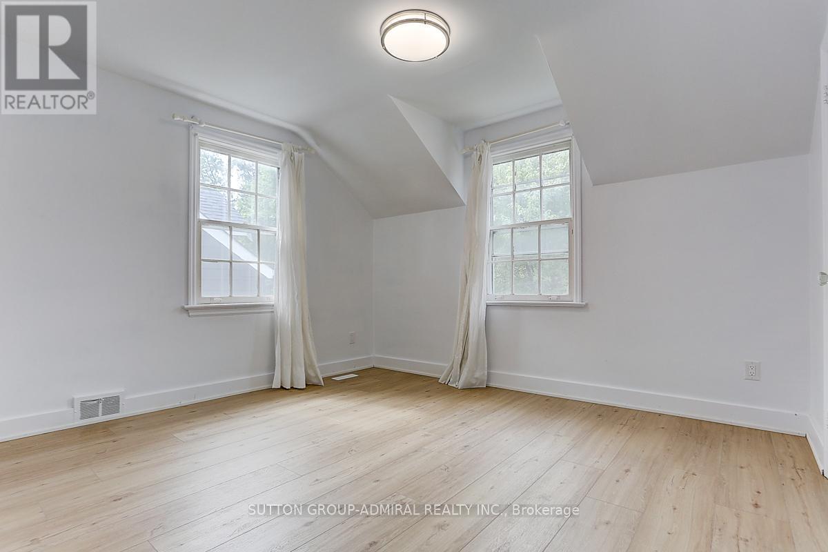 25 Howard Avenue, Oakville, Ontario  L6J 3Y2 - Photo 28 - W12174729