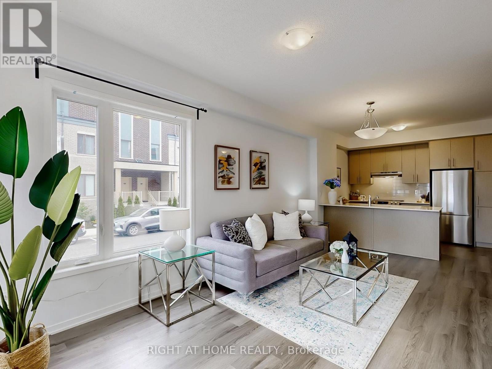 173 - 20 LLOYD JANES LANE, Toronto, Ontario