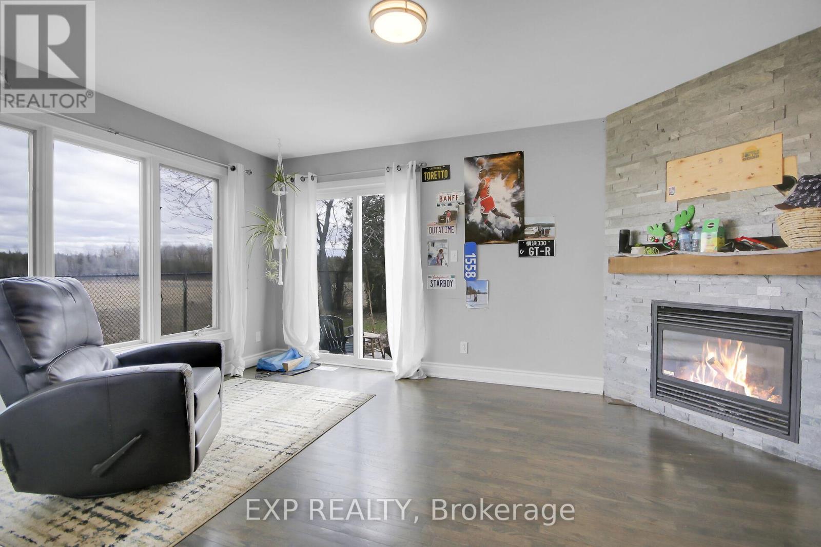 1558 Stagecoach Road, Ottawa, Ontario  K4P 1G6 - Photo 12 - X12106355