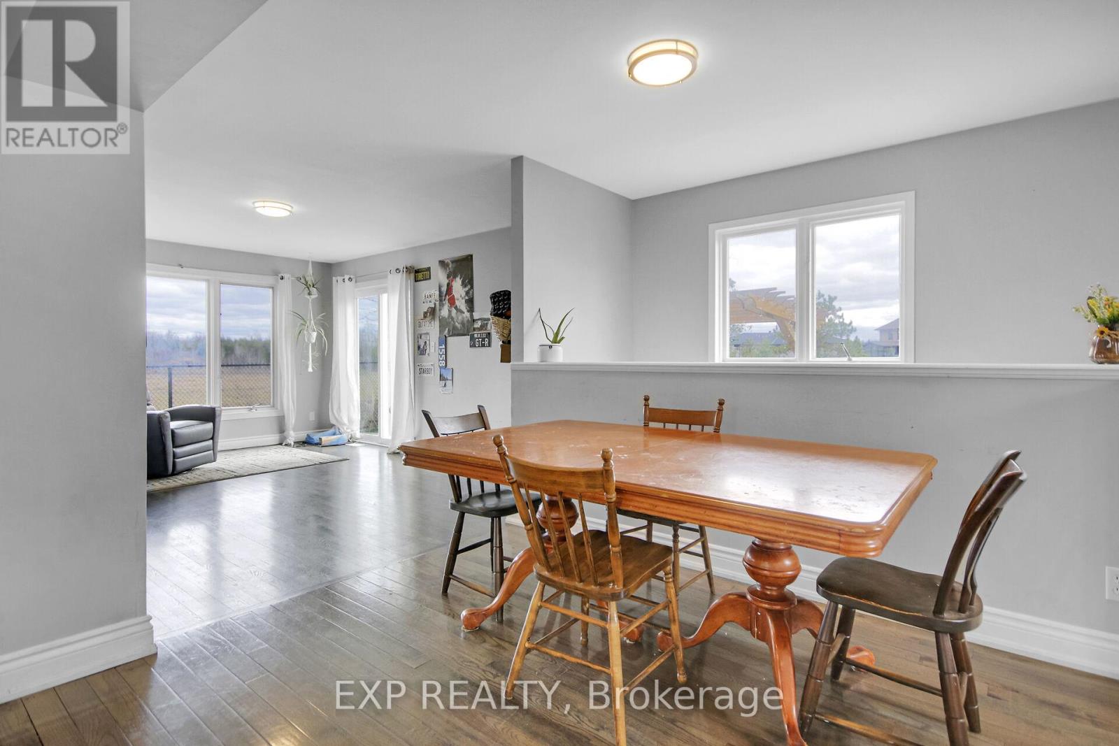 1558 Stagecoach Road, Ottawa, Ontario  K4P 1G6 - Photo 7 - X12106355