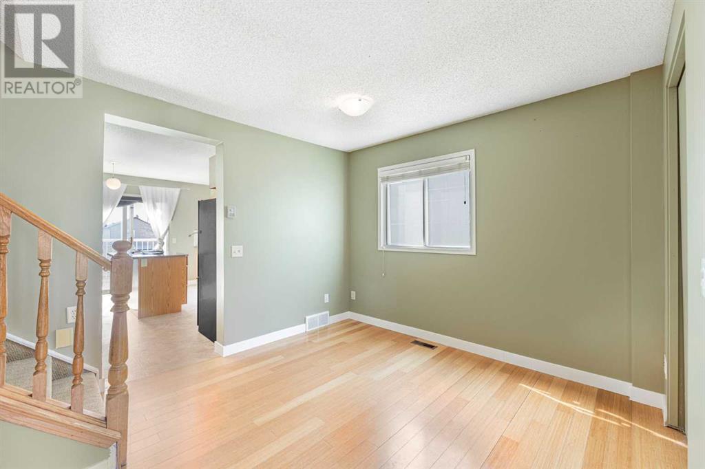 Property at 152 Hunterhorn Drive NE image 4