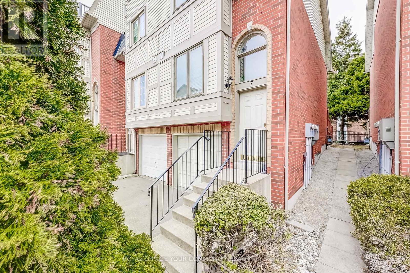 #7 - 1635 Pickering Parkway, Pickering, Ontario  L1V 6W8 - Photo 4 - E12068736