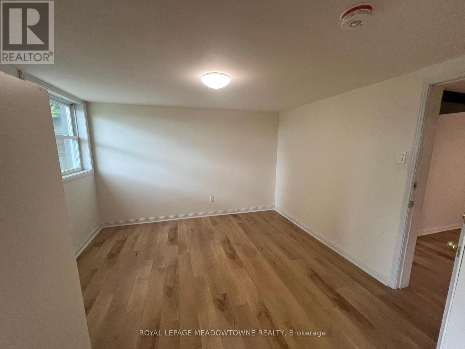 Lower - 44 Lauris Avenue, Cambridge, Ontario  N1R 5L4 - Photo 18 - X12184614