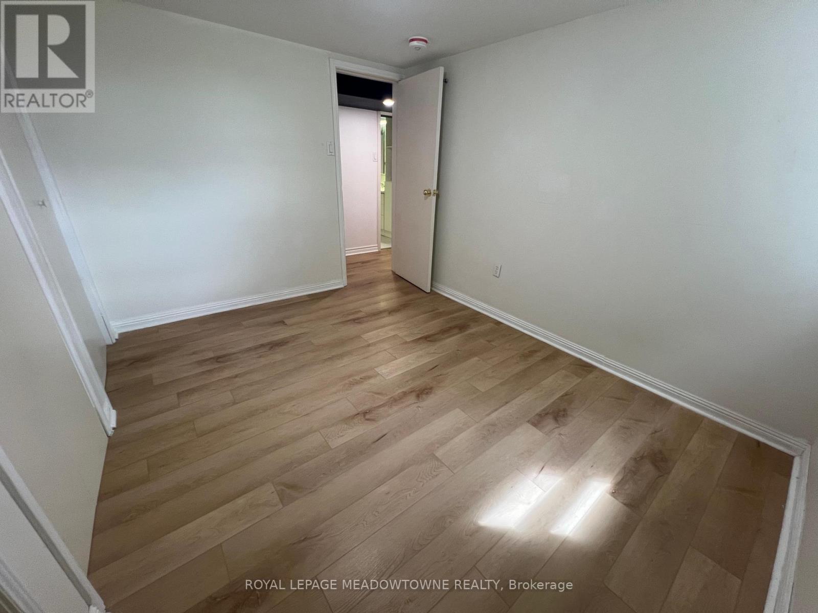 Lower - 44 Lauris Avenue, Cambridge, Ontario  N1R 5L4 - Photo 12 - X12184614