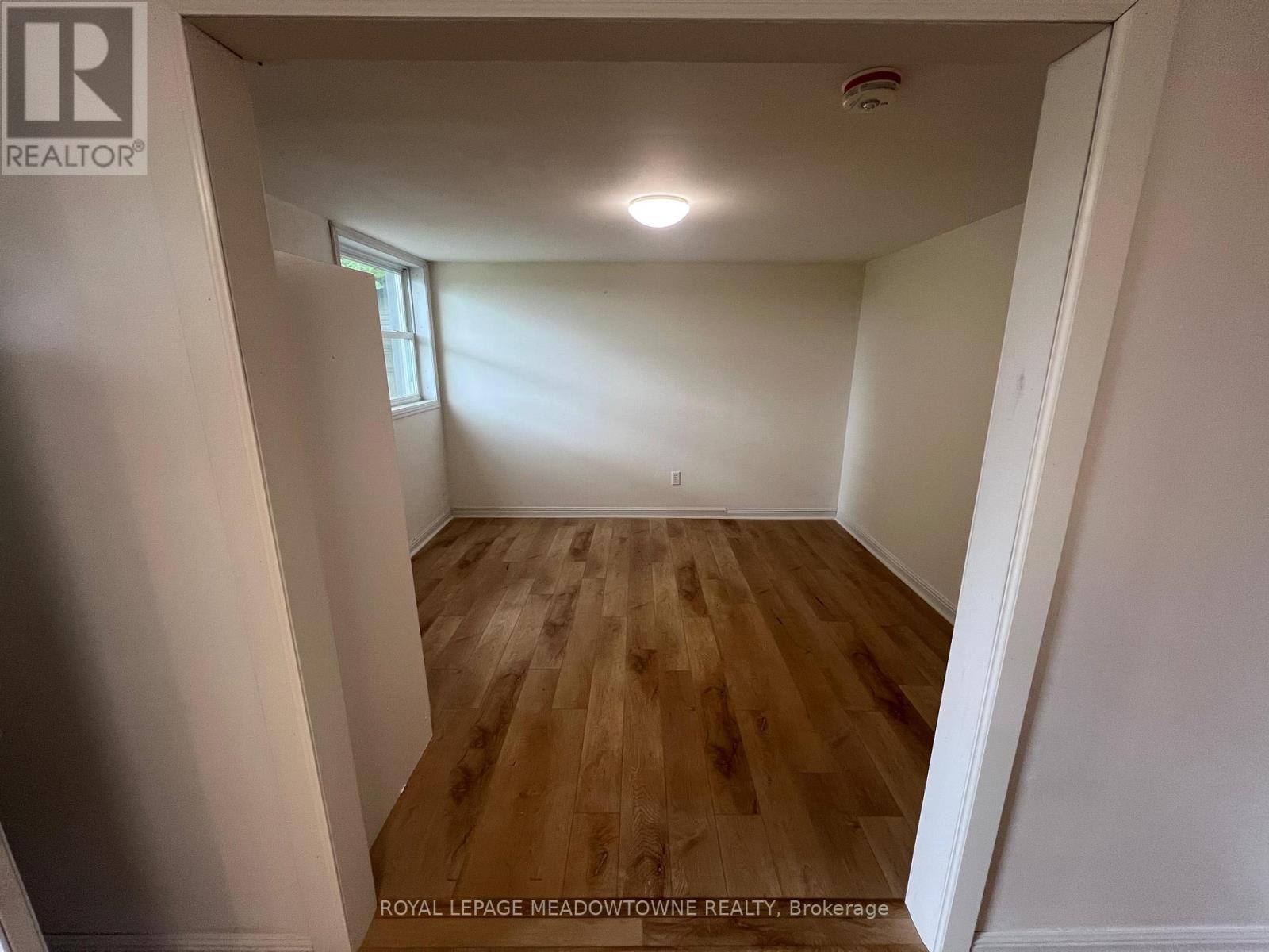 Lower - 44 Lauris Avenue, Cambridge, Ontario  N1R 5L4 - Photo 17 - X12184614