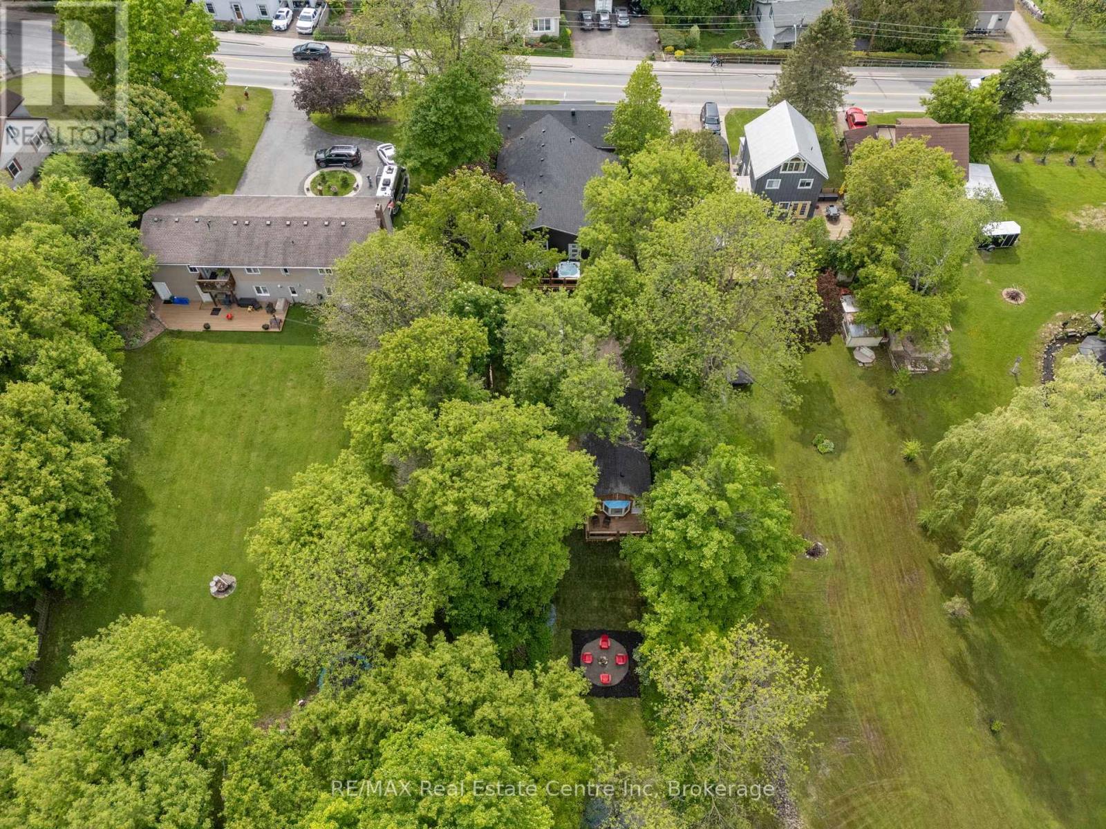 1283 Swan Street, North Dumfries, Ontario  N0B 1E0 - Photo 3 - X12187366