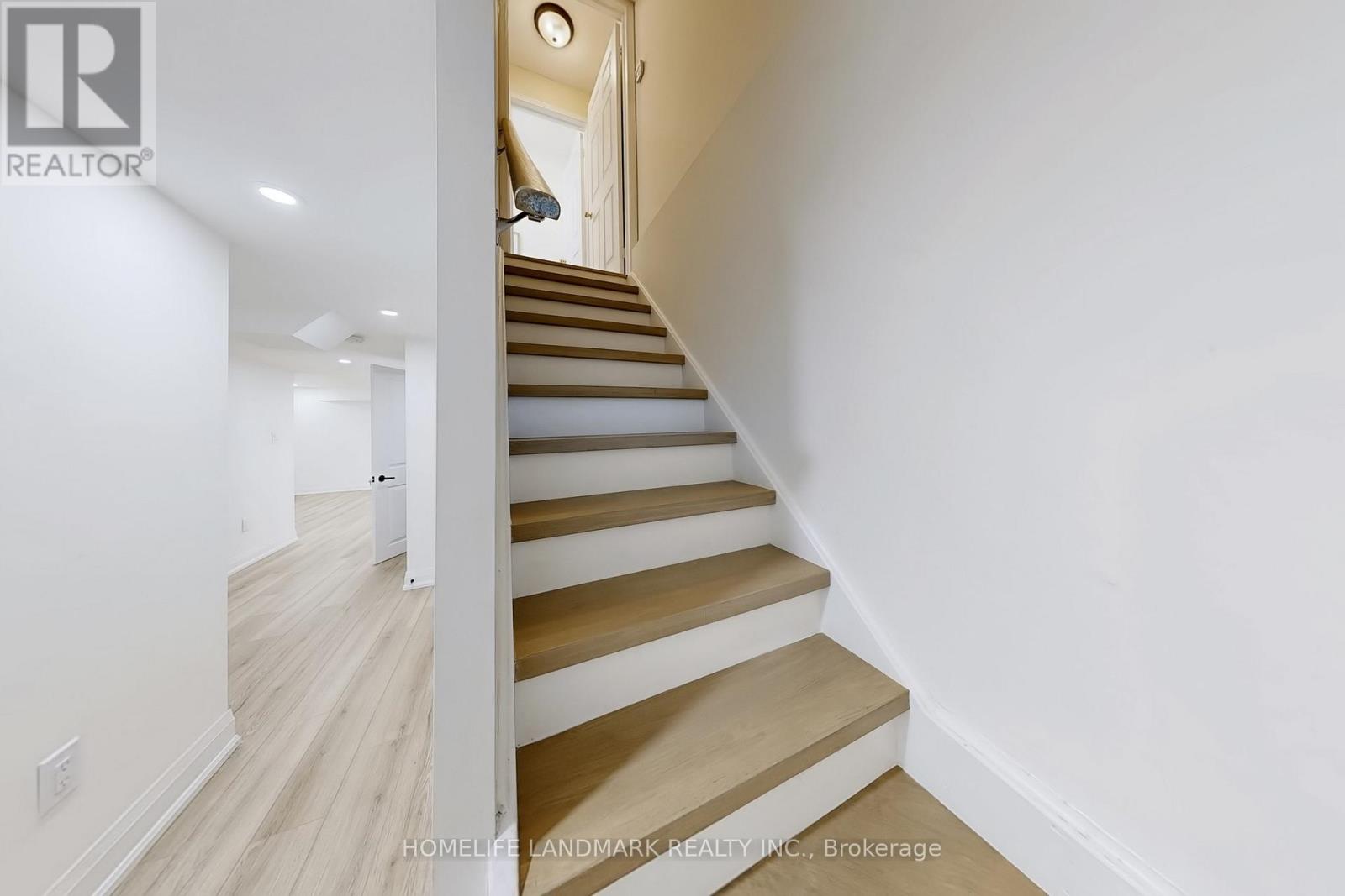 115 Big Hill Crescent, Vaughan (Patterson), Ontario  L6A 4K7 - Photo 40 - N12187370