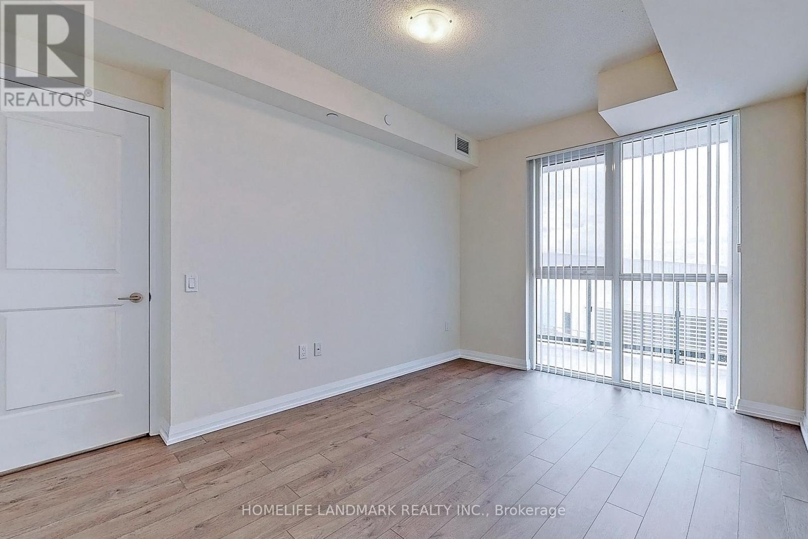 1815 - 35 Watergarden Drive, Mississauga (Hurontario), Ontario  L5R 0G8 - Photo 15 - W12187378