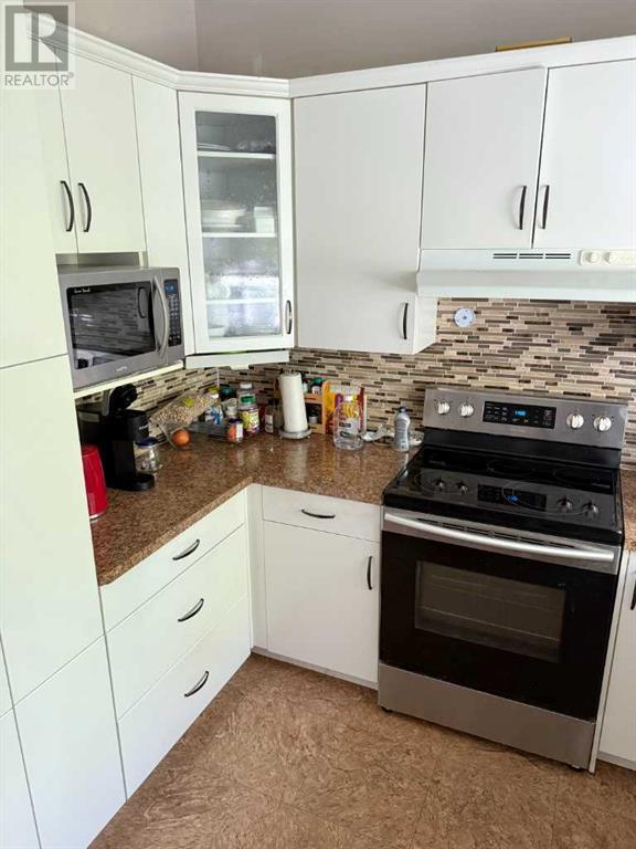 Property at 1312 St. Andrew Road N image 5