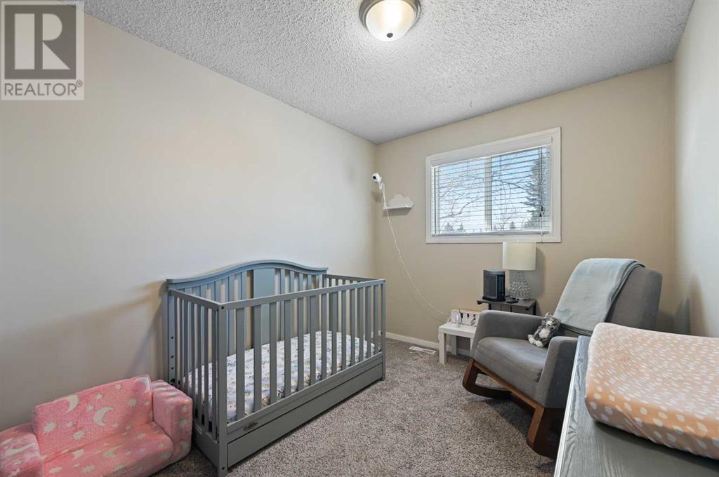 950 Berkley Drive Nw, Calgary, Alberta  T3A 1A2 - Photo 18 - A2208330
