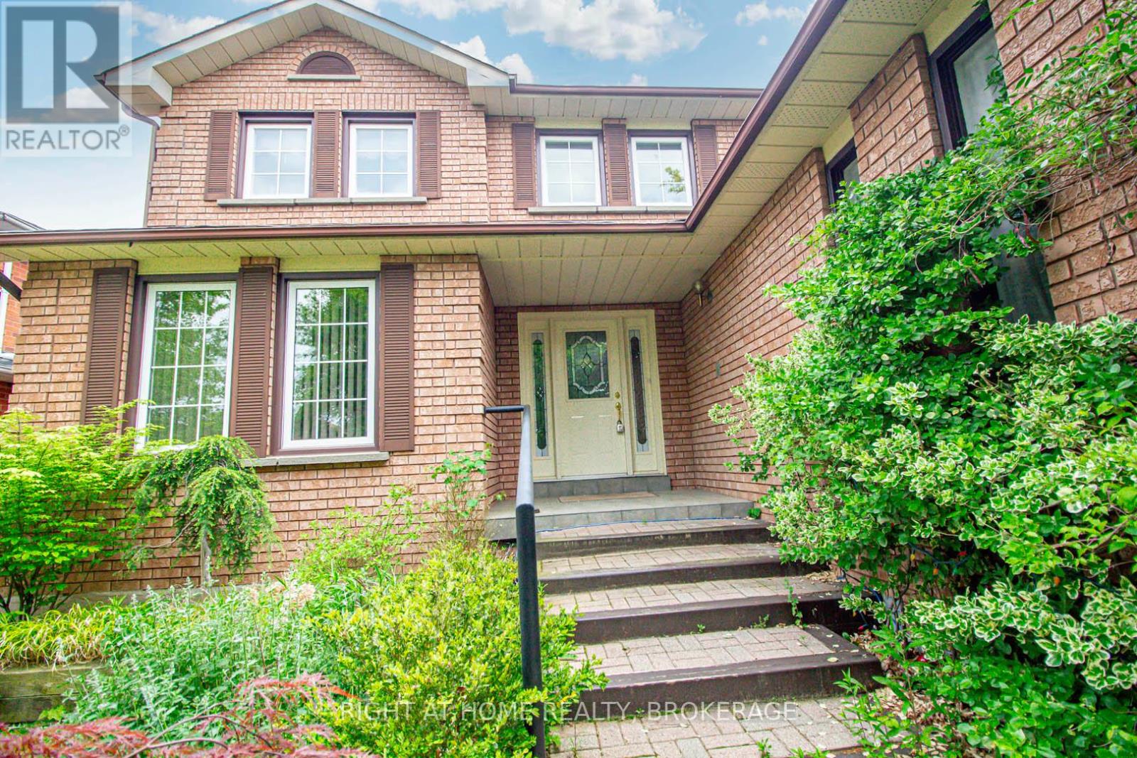 Property at 1978 SANDOWN ROAD image 3