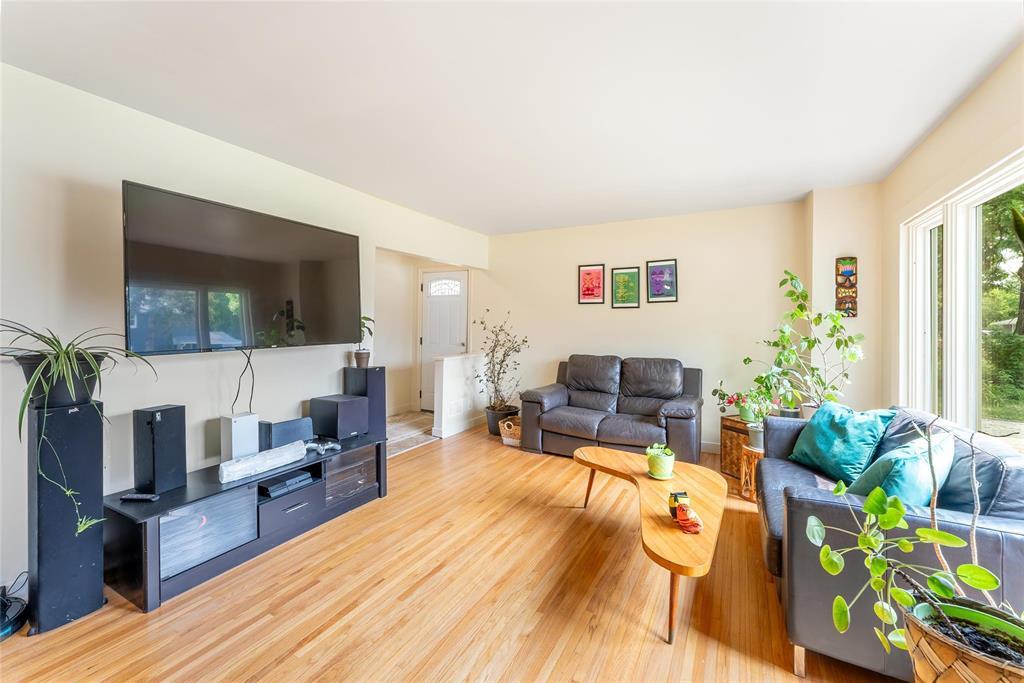 119 Lodge Avenue, Winnipeg, Manitoba  R3J 0R6 - Photo 4 - 202513081