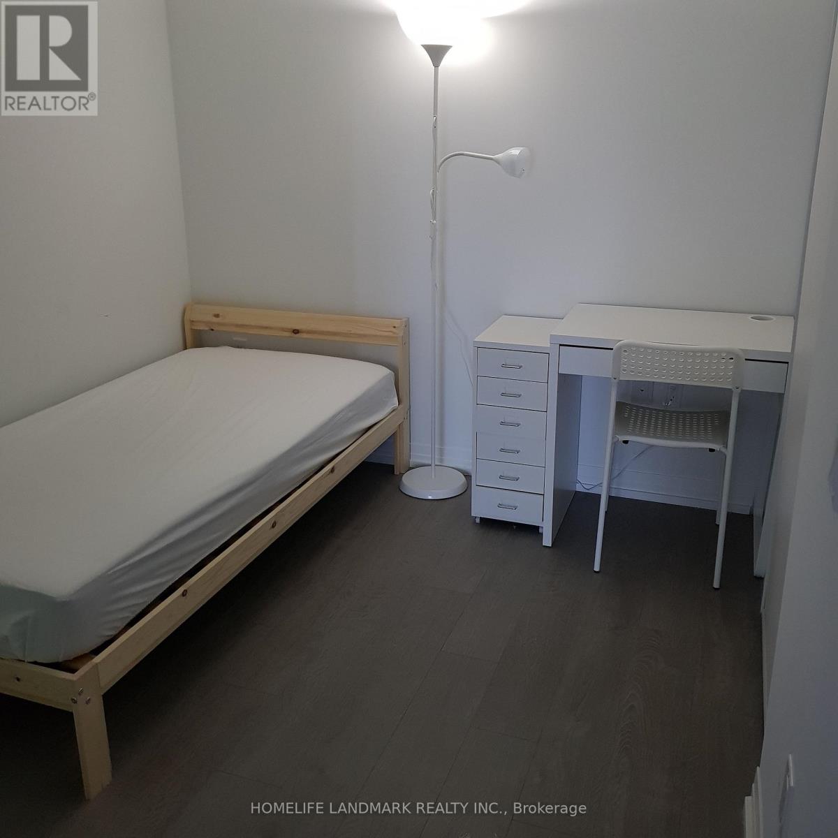 817 - 251 Jarvis Street, Toronto, Ontario  M5B 0C3 - Photo 4 - C12184478