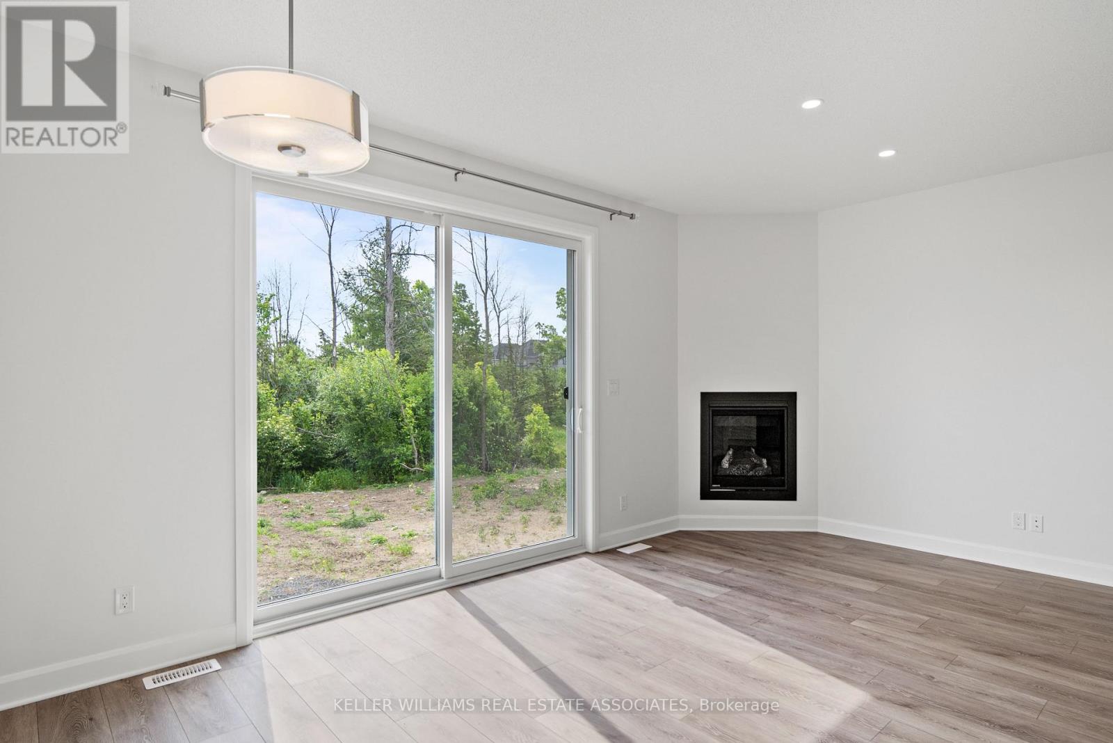 344 Buckthorn Drive, Kingston, Ontario  K7P 0S1 - Photo 7 - X12187403