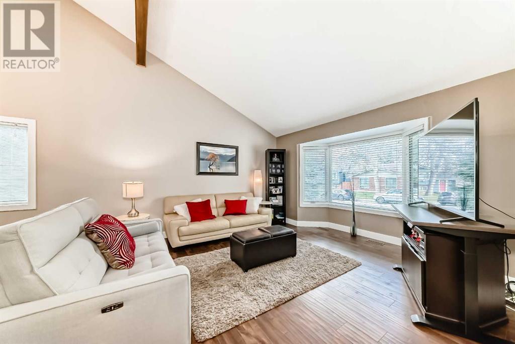 Property at 35 Sunmount Close image 5