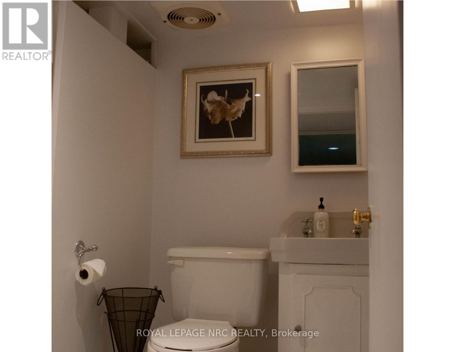 553 Carlton Street, St. Catharines, Ontario  L2M 4X6 - Photo 24 - X12187414
