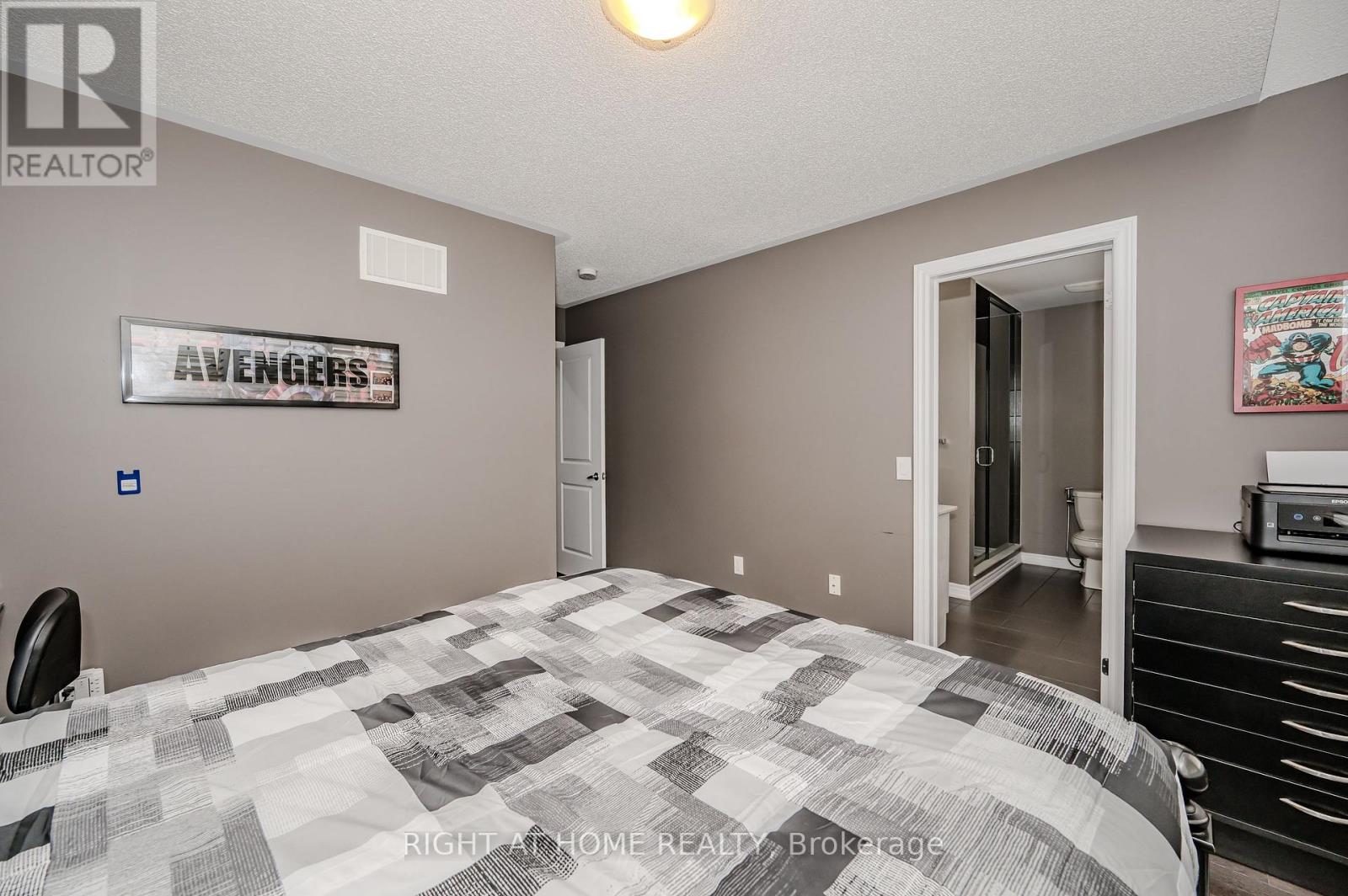 64 Kalmia Road, Brampton, Ontario  L6X 4N4 - Photo 31 - W12109485